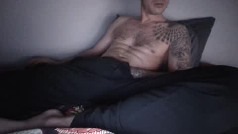 Snapshot of destrudoxxx chatting on May 2026 06:39:01 PM Destrudo online show from May 2026 06:39:01 PM