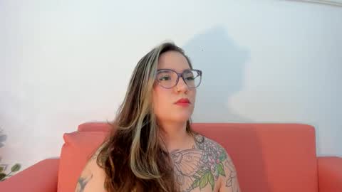 Snapshot of deva_blue chatting on March 2026 04:18:01 AM Deva Blue online show from March 2026 04:18:01 AM