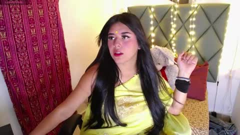 Snapshot of devika_kumar chatting on May 2026 12:11:01 PM devika online show from May 2026 12:11:01 PM