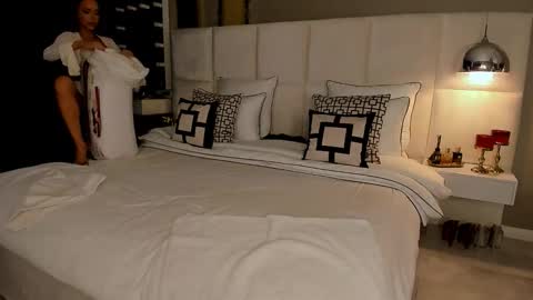 Snapshot of devil_bby chatting on February 2026 08:43:01 AM Devil bb online show from February 2026 08:43:01 AM