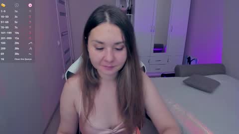 Snapshot of devil_mixie chatting on November 2025 03:53:02 AM devil_mixie online show from November 2025 03:53:02 AM