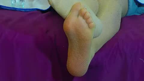 Snapshot of devilishpuss chatting on November 2025 02:01:01 AM AlexaMills online show from November 2025 02:01:01 AM