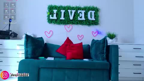 Devill2222 online show from June 2026 06:01:01 AM