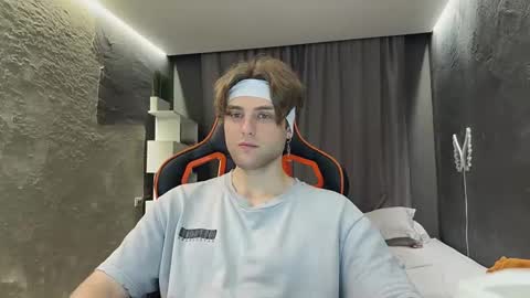 devilnut1 online show from June 2026 07:25:02 AM