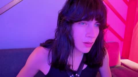 Alex online show from September 2025 04:04:02 AM