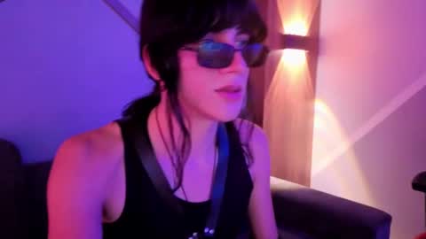 Alex online show from September 2025 03:54:01 AM