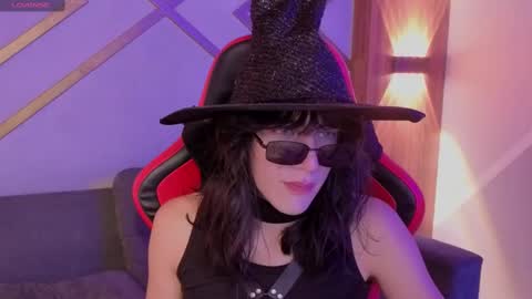 Alex online show from October 2025 03:59:02 AM