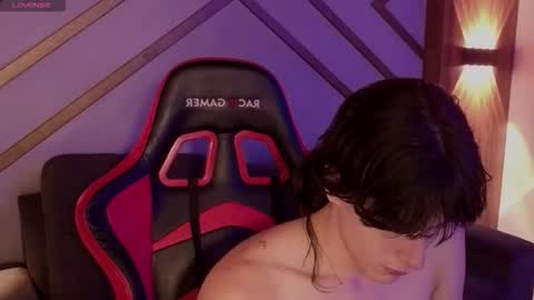 Alex online show from October 2025 04:22:01 AM