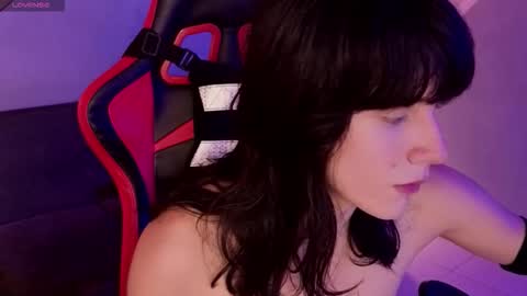 Alex online show from October 2025 04:42:01 AM