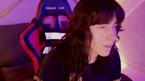 Alex online show from October 2025 03:58:02 AM