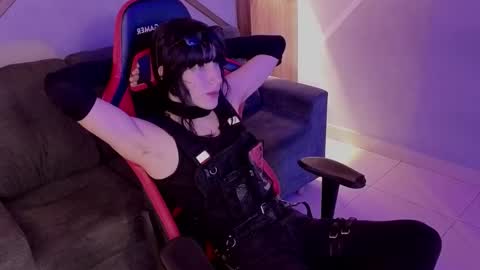 Alex online show from October 2025 03:54:02 AM