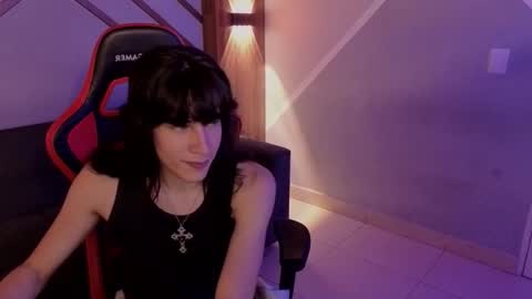 Alex online show from October 2025 03:52:02 AM