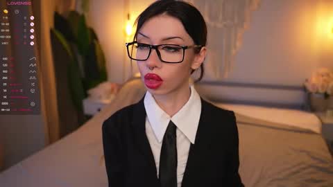  CIBELLE  online show from November 2025 04:00:02 PM