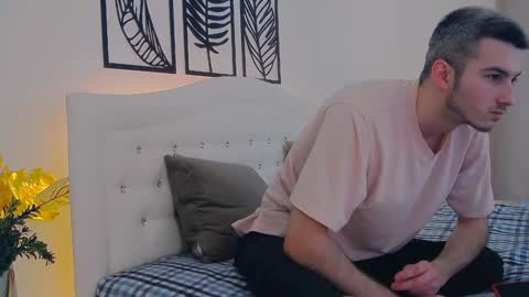 devin_ho online show from January 2025 01:40:02 PM