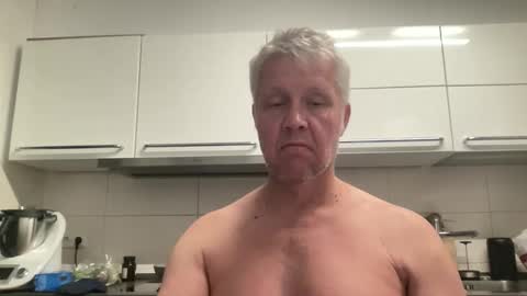 Snapshot of devon_nite chatting on September 2025 09:14:01 PM Devon online show from September 2025 09:14:01 PM