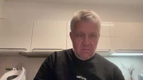 Snapshot of devon_nite chatting on October 2025 10:51:02 PM Devon online show from October 2025 10:51:02 PM