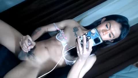 Snapshot of devoncummer chatting on December 2024 07:56:01 PM rhiane online show from December 2024 07:56:01 PM