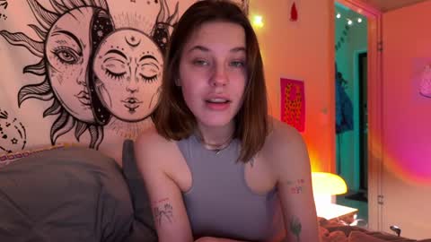 Snapshot of di_n_alex chatting on January 2025 03:35:01 PM Di Alex online show from January 2025 03:35:01 PM