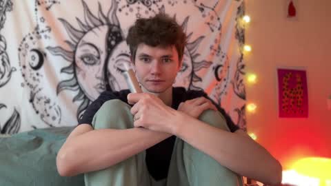 Snapshot of di_n_alex chatting on January 2025 10:05:02 AM Di Alex online show from January 2025 10:05:02 AM