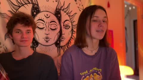 Snapshot of di_n_alex chatting on February 2025 04:22:01 PM Di Alex online show from February 2025 04:22:01 PM