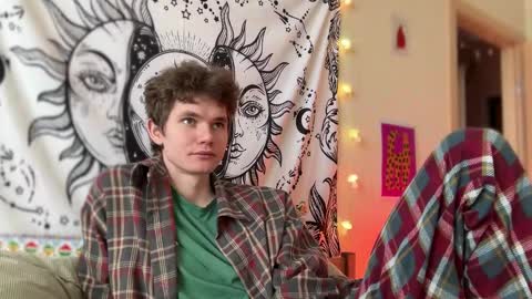 Snapshot of di_n_alex chatting on February 2025 10:34:01 AM Di Alex online show from February 2025 10:34:01 AM