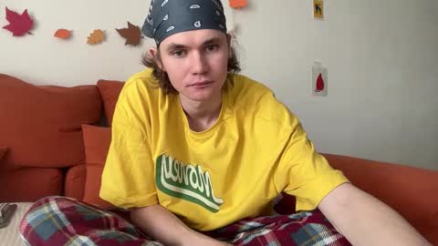 Snapshot of di_n_alex chatting on November 2025 09:11:02 AM Di Alex online show from November 2025 09:11:02 AM