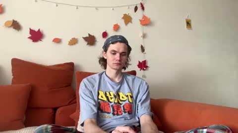 Snapshot of di_n_alex chatting on November 2025 09:44:02 AM Di Alex online show from November 2025 09:44:02 AM