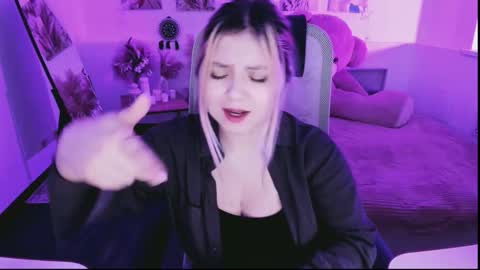 Dia online show from March 2026 10:36:01 PM