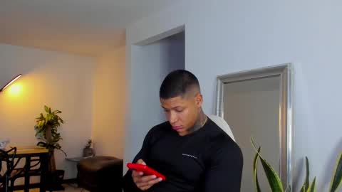 Snapshot of diagostone chatting on December 2024 12:07:01 AM Diego online show from December 2024 12:07:01 AM