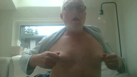 dial76 online show from December 2024 02:16:02 PM