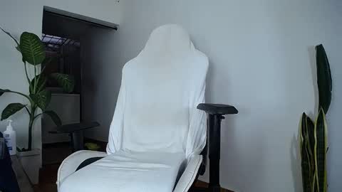 MaSSimo online show from November 2025 08:52:01 PM