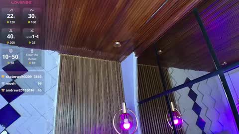 Camila and Megan online show from October 2025 07:08:01 PM