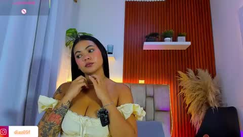 diamond_canela online show from November 2025 03:07:01 AM