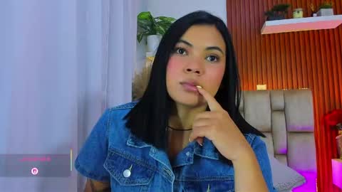 diamond_canela online show from May 2026 04:40:01 AM