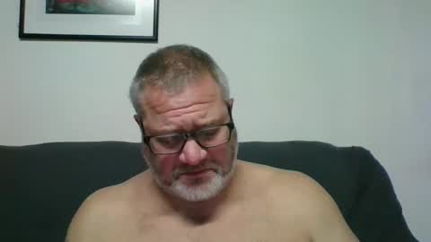 Snapshot of diamond_couple_82 chatting on January 2025 05:51:02 AM diamond_couple_82 online show from January 2025 05:51:02 AM