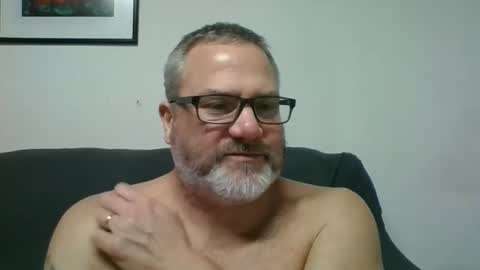 Snapshot of diamond_couple_82 chatting on January 2025 07:54:01 AM diamond_couple_82 online show from January 2025 07:54:01 AM
