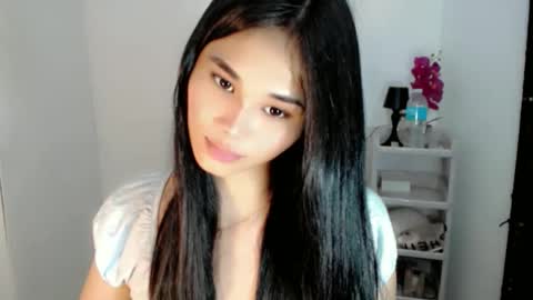 diamond_temptress online show from April 2026 01:05:01 PM