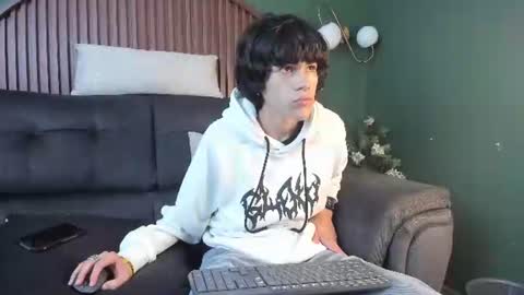 diamond_twink online show from July 2026 05:24:01 AM