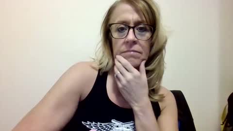 diamondafterdark online show from March 2026 01:22:02 AM