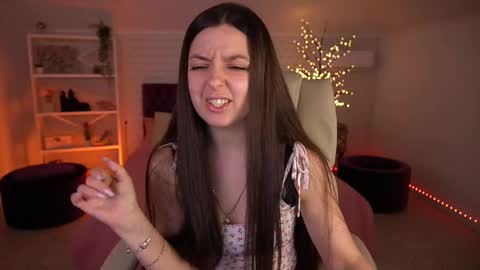 Sasha online show from April 2026 05:49:02 AM