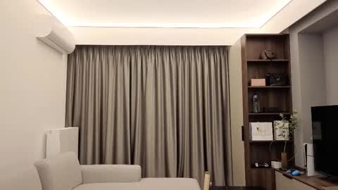 Iris online show from December 2025 08:48:01 PM