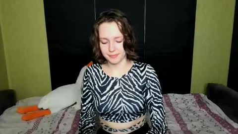 diana_back3 online show from January 2026 12:32:01 PM