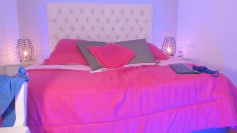 Snapshot of diana_clarck chatting on November 2025 10:42:01 PM Diana Tamayo online show from November 2025 10:42:01 PM