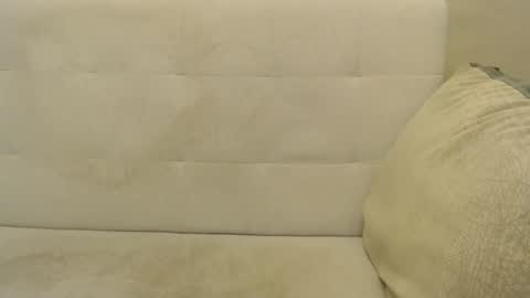 Snapshot of diana_loudd chatting on February 2025 04:58:02 AM diana_loudd online show from February 2025 04:58:02 AM