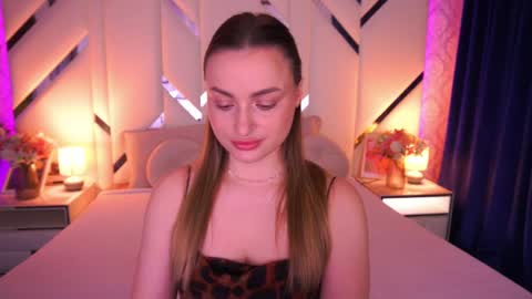 Snapshot of diana_nova chatting on April 2026 06:43:02 AM diana_nova online show from April 2026 06:43:02 AM