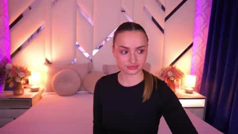 Snapshot of diana_nova chatting on April 2026 07:03:01 AM diana_nova online show from April 2026 07:03:01 AM