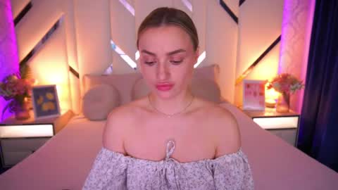 Snapshot of diana_nova chatting on May 2026 01:30:01 PM diana_nova online show from May 2026 01:30:01 PM