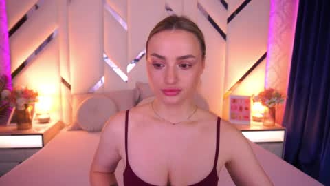 Snapshot of diana_nova chatting on May 2026 06:32:03 AM diana_nova online show from May 2026 06:32:03 AM