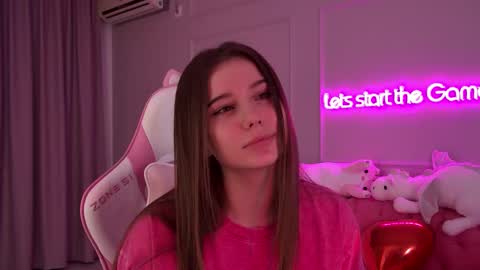 Diana online show from February 2025 09:27:02 PM