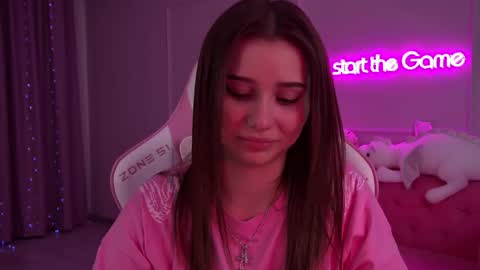 Diana online show from February 2025 02:06:01 AM